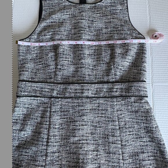 Ann Taylor Houndstooth Peplum Top - Monochrome - Size M - Picture 6 of 6